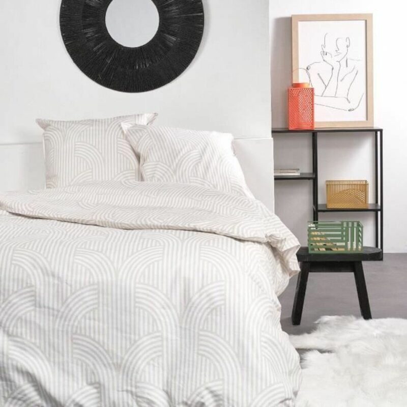 S71002768_0 S71002768_0