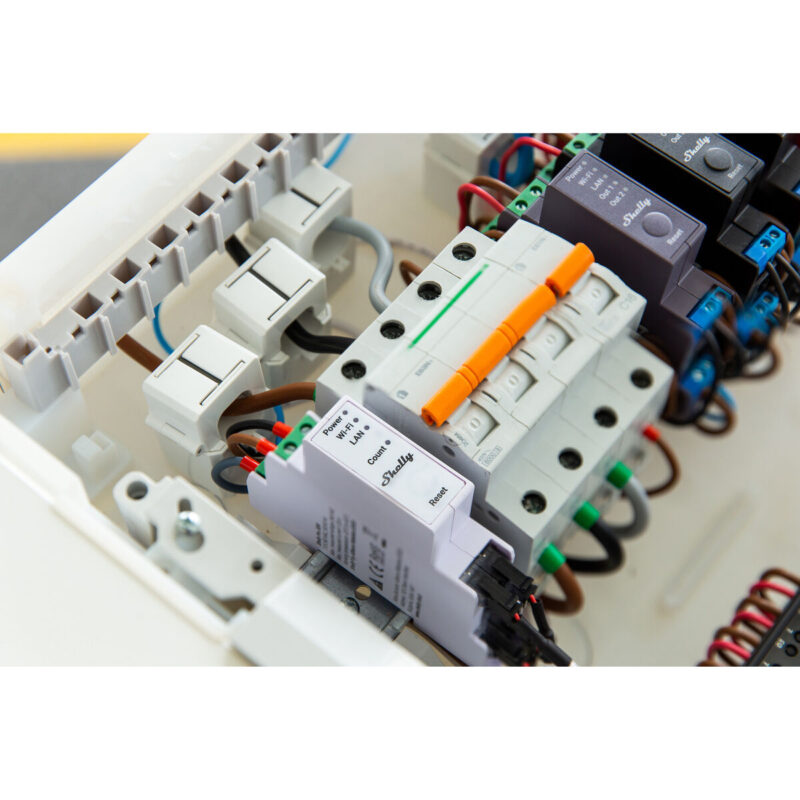 M1300558_4 M1300558_4