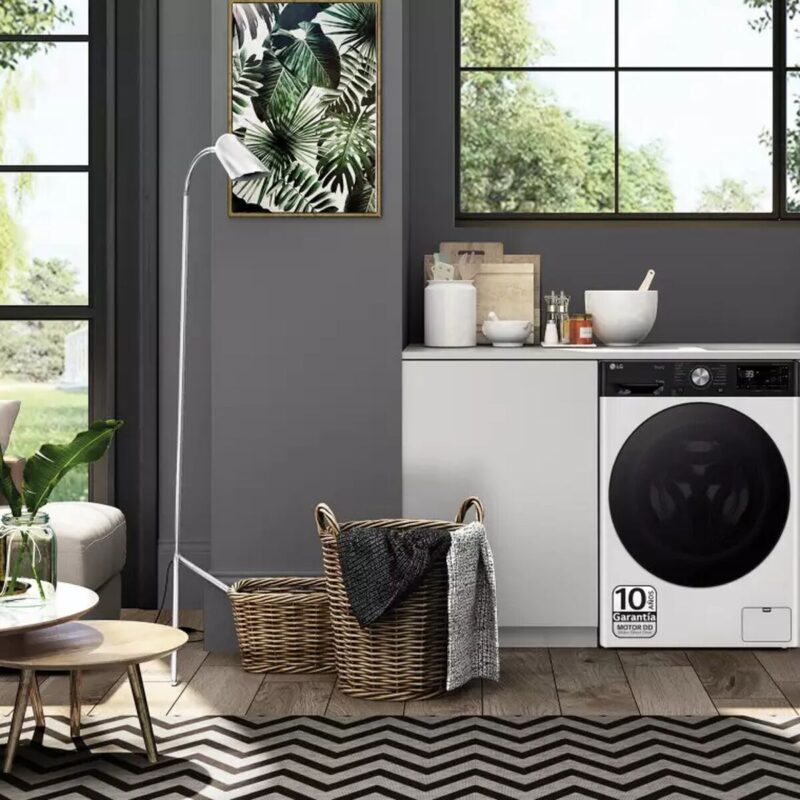 S0469960_7 S0469960_7