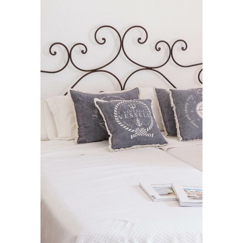 S3042610_4 S3042610_4