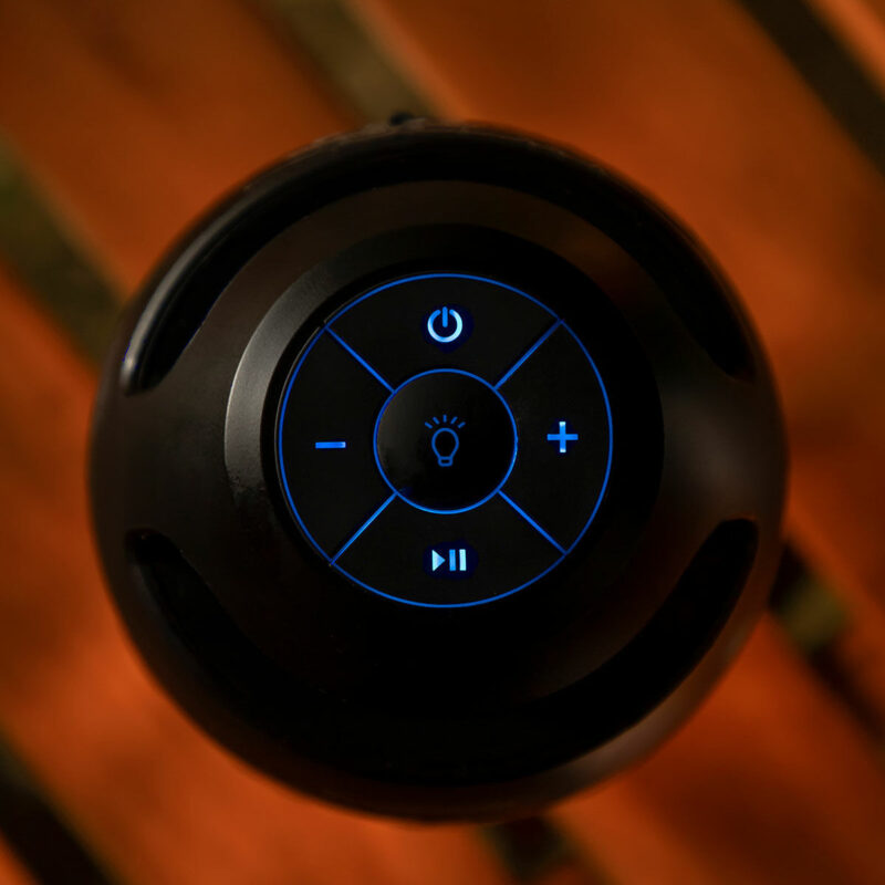 V0103696_4 V0103696_4